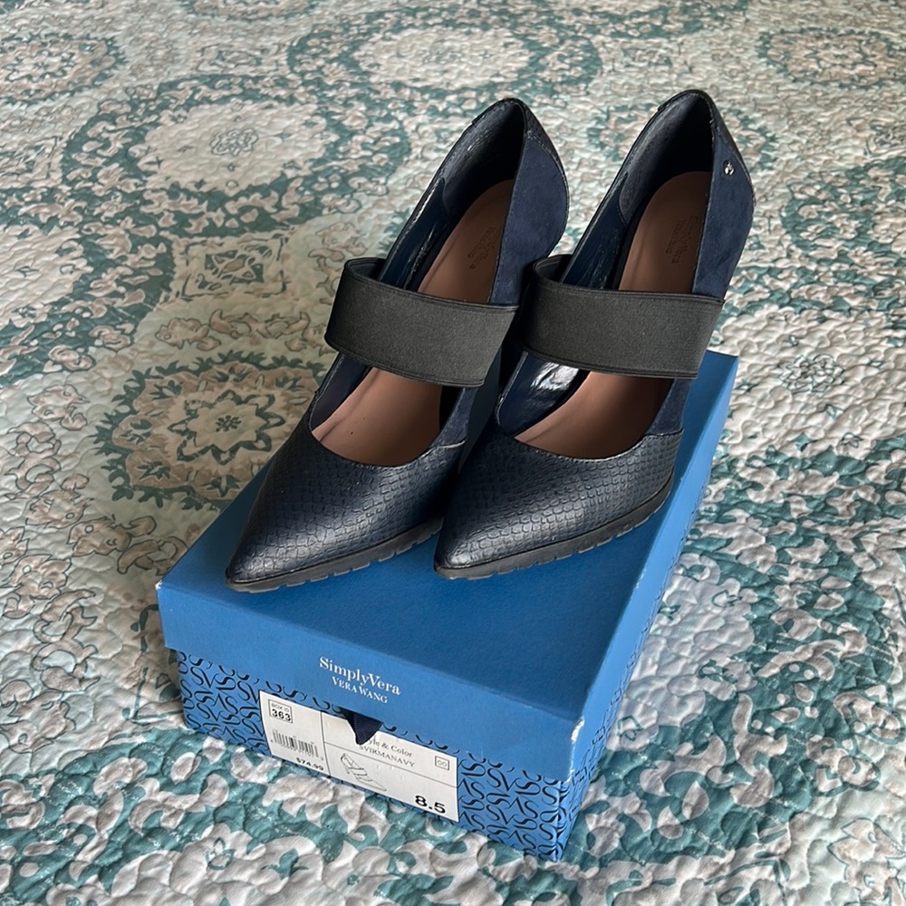 Blue and dark grey pointed toe heel. Size 8.5 business casual style
